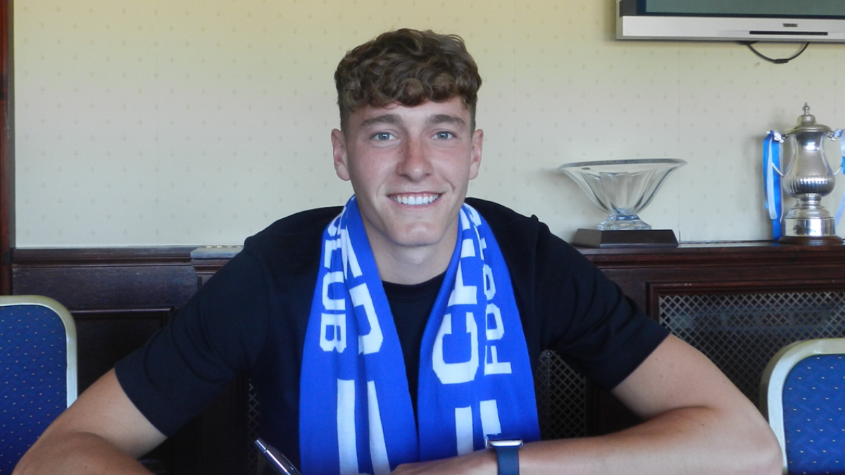 Chester FC Sign Lewis Earl