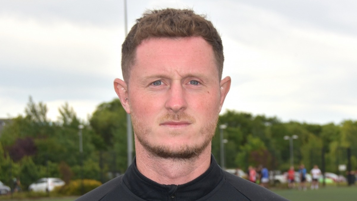 Gazza Signs for Kettering Town