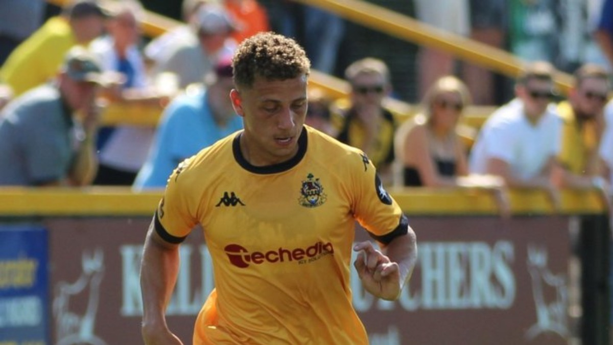 Southport Midfielder Makes Rylands Switch