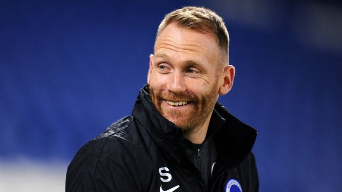 Brighton coach Simon Rusk to replace Jim Gannon as Stockport County manager